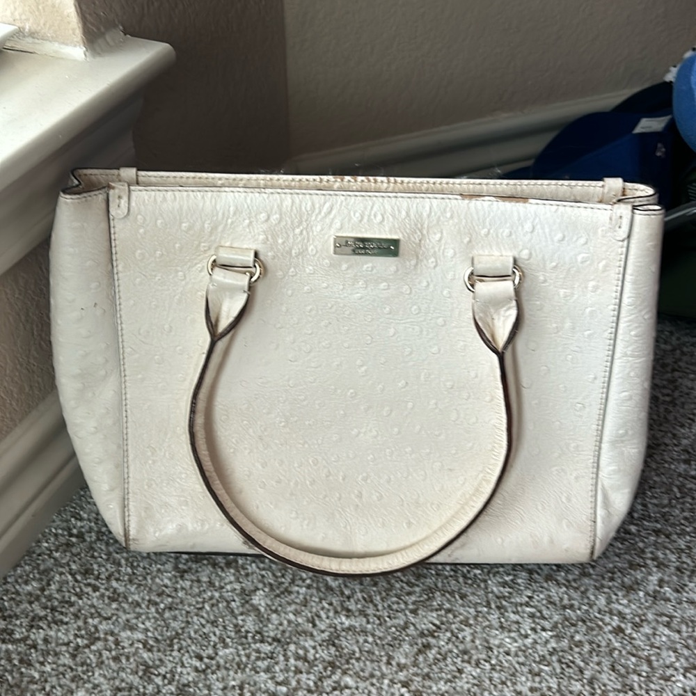 Kate Spade shoulder bag. Cream/white color, 6 compartments, no rips barely used.